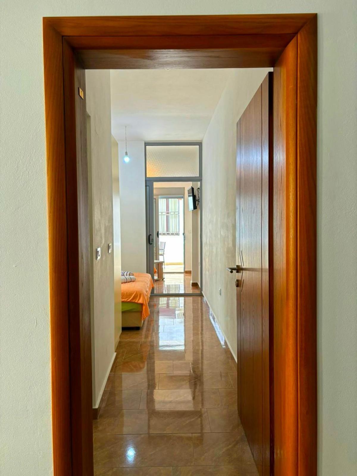 Mala Plaza Appartement *